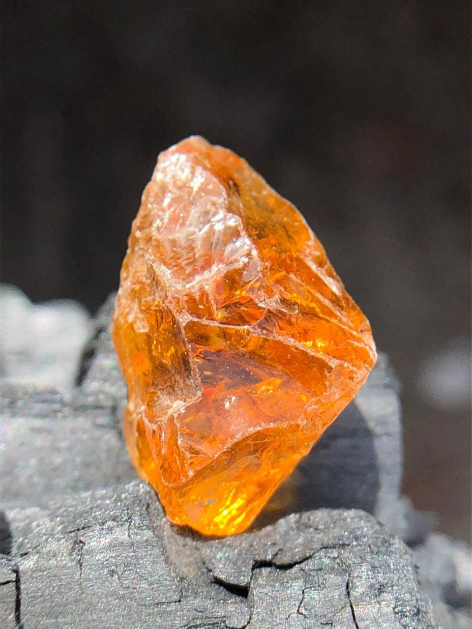 Citrine pierre de lumière et clarté mentale pour tarologue médium